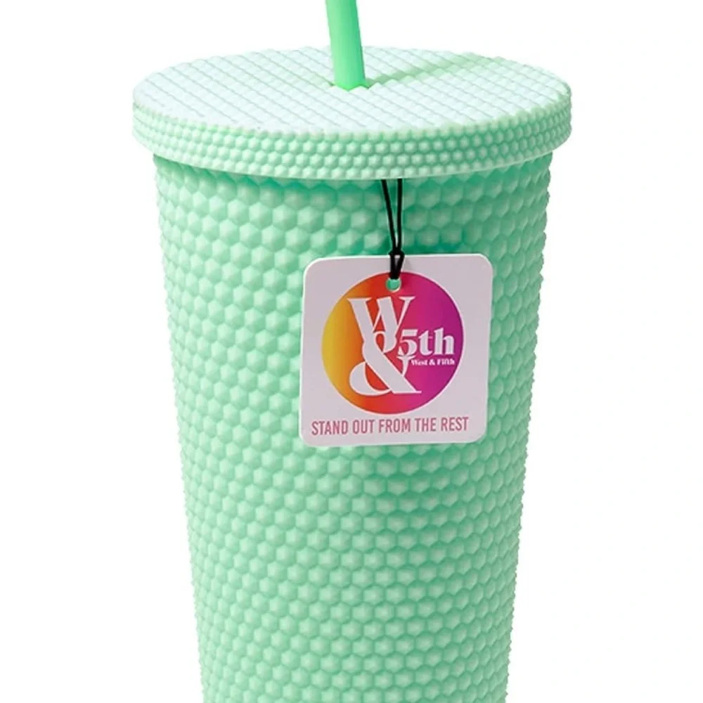 New mint 24 oz studded tumbler